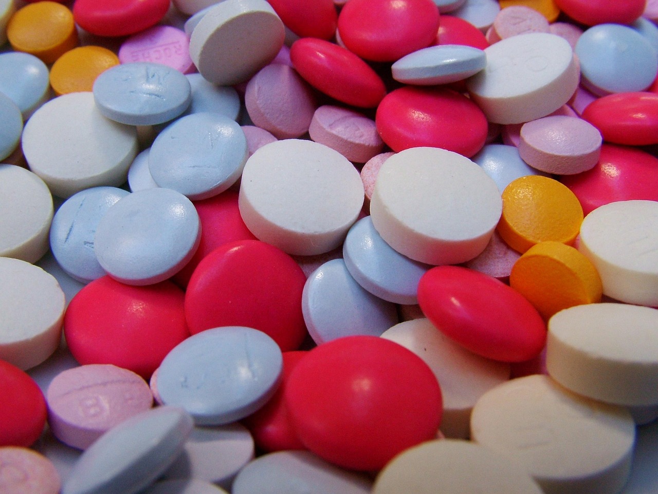 Health, medicine, pills — Innovative Modernization Therapy Techniques