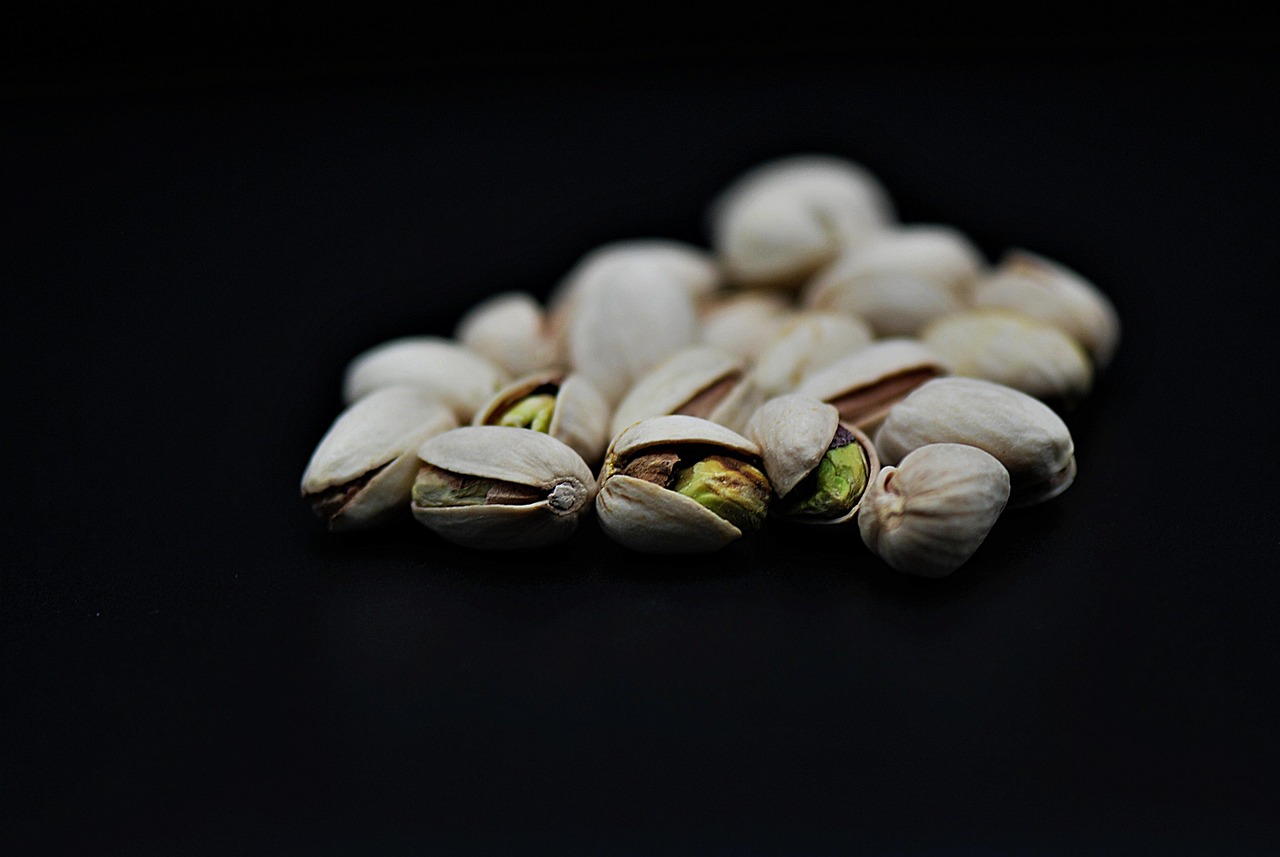 Pistachio kernels, pistachios, nuts — Maxillofacial surgery may be the best option